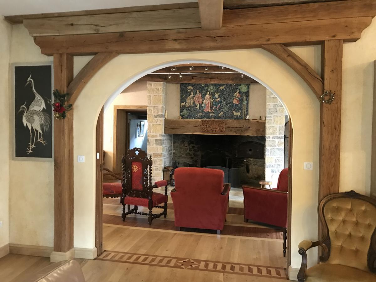 Portail Haut Bed & Breakfast Previnquieres Exterior photo